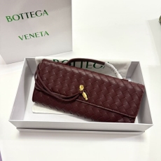 Bottega Veneta Clutch Bags